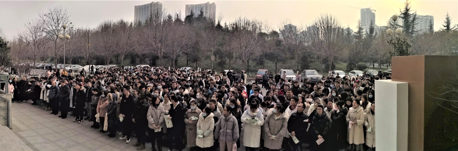 16学院组织应急疏散演练，提高师生逃生与救援技能 ——英国365集团公司2020年安全疏散应急演练.jpg